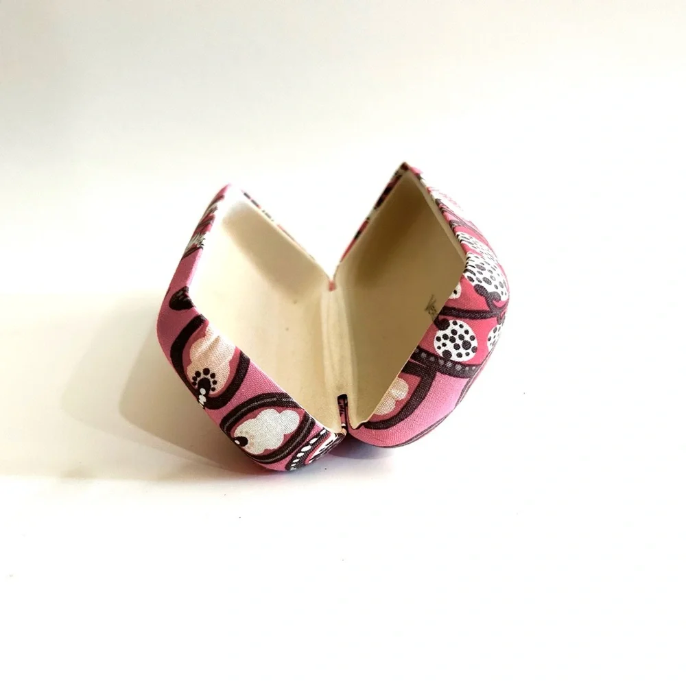 Vera Bradley Floral Pink Sunglasses Case, Like New - Picture 4 of 6